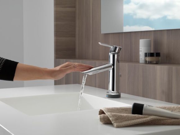 Delta Compel Single Lever Handle Bathroom Faucet Touch2O (model 561t-DST)